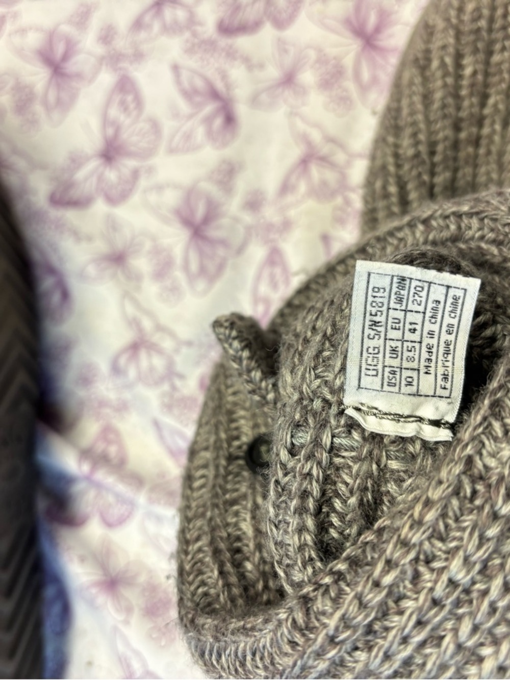 🌀UGG Classic Cardy Knit Gray Boots - Picture 2 of 6